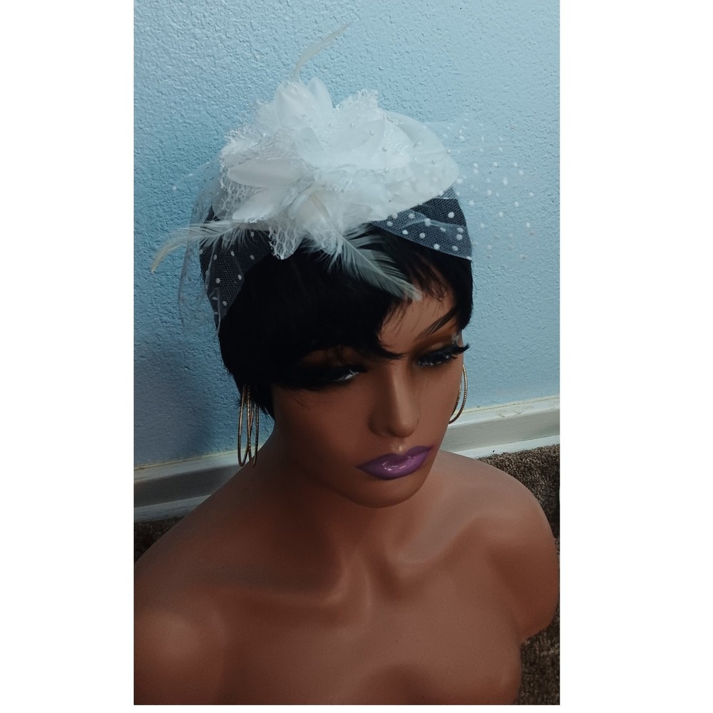 Vintage‎ Style White Fascinator Hat Faux Feather Polka Dot Veil Hair Clip